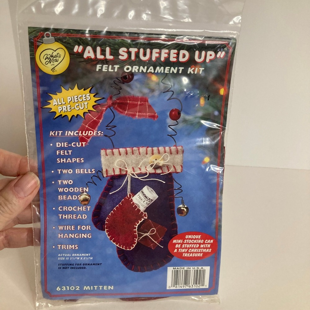 Whats New Ltd All Stuffed‎ Up Felt Ornament Kit Mitten 63102 Craft Holiday DIY